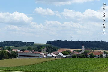 Dolinenlehrpfad - Blick auf Tagmersheim