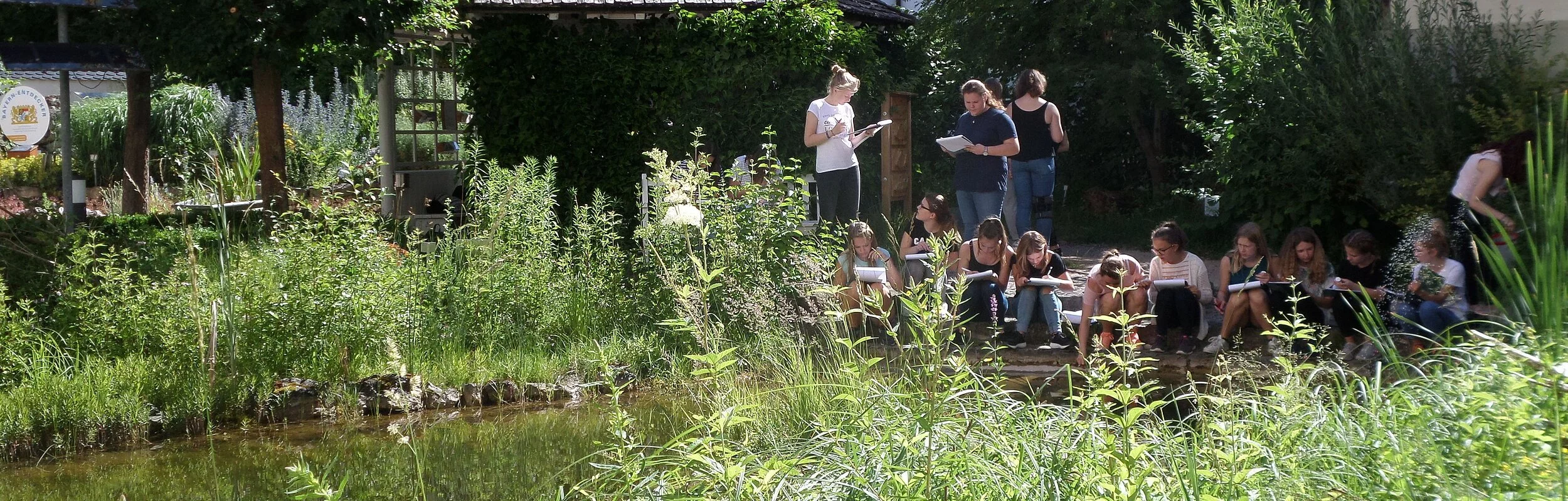 Schule im Biotoppgarten